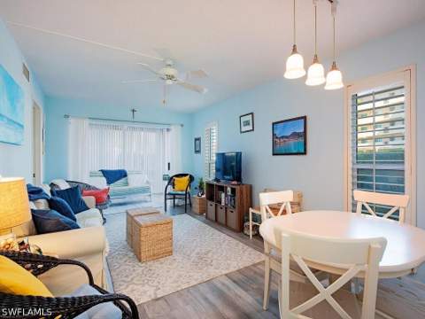 53 High Point Cir W 101, Naples FL - photo 8 of 18