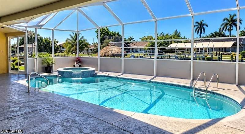 4 bedroom SingleFamilyResidence at 5214 Willow Ct, Cape Coral, Cape Coral — photo 4