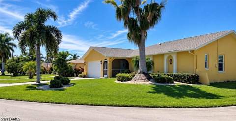 5214 Willow Ct, Cape Coral FL - photo 8 of 19