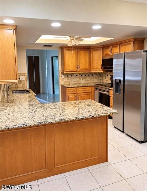 5214 Willow Ct, Cape Coral FL - photo 9 of 19