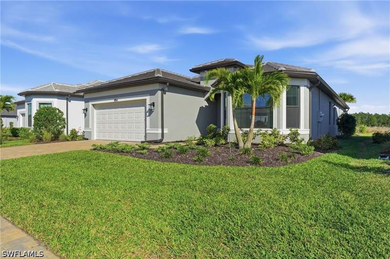 3 bedroom SingleFamilyResidence at 1954 Fresno Ave, Terreno At Valencia, Naples — photo 3