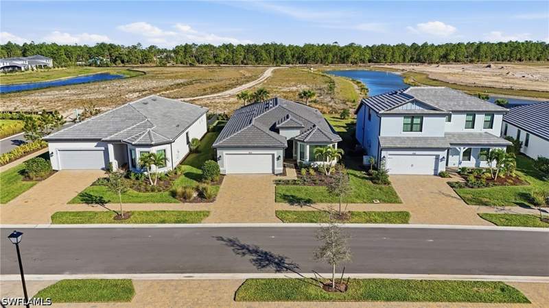 3 bedroom SingleFamilyResidence at 1954 Fresno Ave, Terreno At Valencia, Naples — photo 4