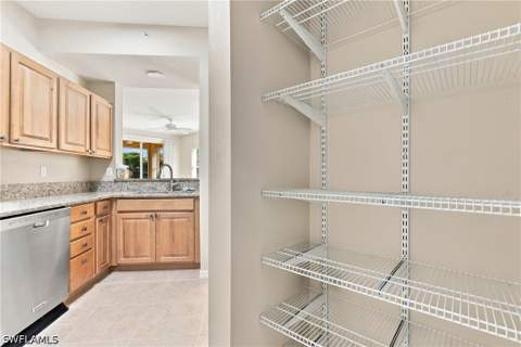 6560 Huntington Lakes Cir 104, Naples FL - photo 11 of 44