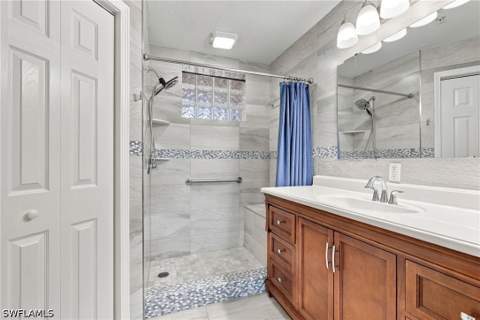6560 Huntington Lakes Cir 104, Naples FL - photo 18 of 44