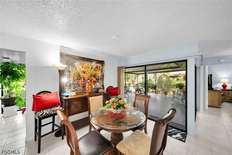 2 bedroom SingleFamilyResidence at 4021 SE 1st Ct, Cape Coral, Cape Coral — photo 5
