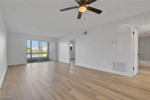6760 Winkler Rd 3, Fort Myers FL - photo 10 of 39