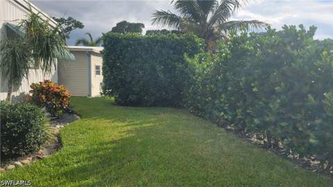24984 Windward Blvd, Bonita Springs FL - photo 8 of 31