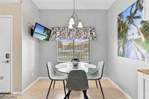 7340 Coventry Ct 818, Naples FL - photo 11 of 30