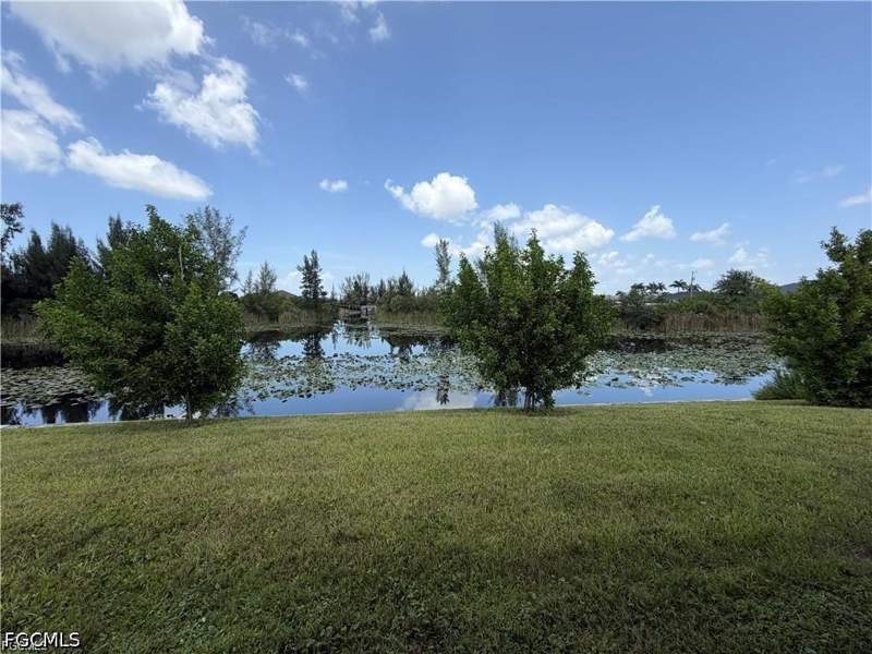 3 bedroom SingleFamilyResidence at 2019 NW 17th St, Cape Coral, Cape Coral — photo 4