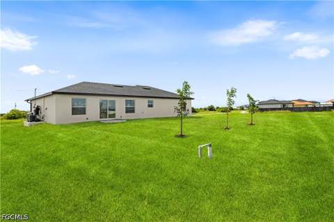 3903 NW 39th Ln, Cape Coral FL - photo 6 of 29