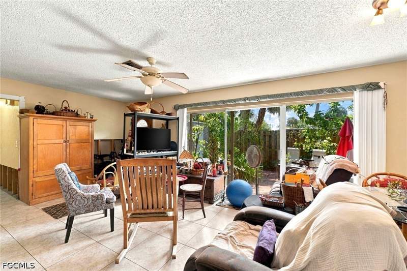 2 bedroom Condominium at 1165 Palm Ave 6C, Palm Frond Condo, North Fort Myers — photo 4