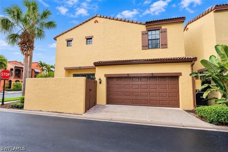2 bedroom Townhouse at 9093 Capistrano St S 7501, Ole, Naples — photo 3