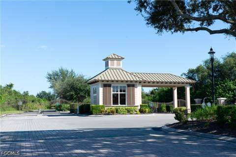 23055 Crookedwood Loop, Alva FL - photo 6 of 8
