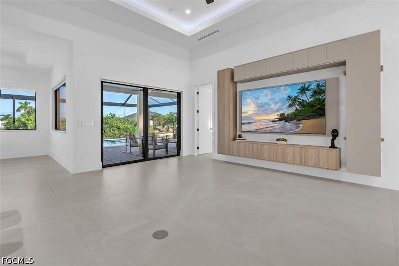 4 bedroom SingleFamilyResidence at 1133 SW 1st Ter, Cape Coral, Cape Coral — photo 4