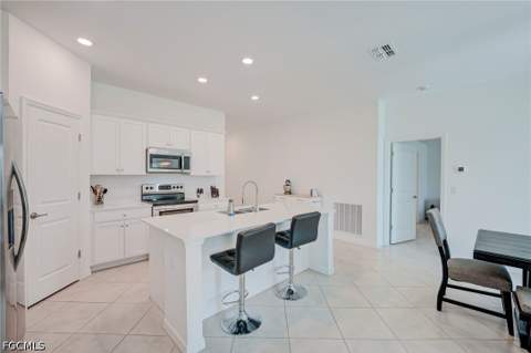 420 Paddock St, Lehigh Acres FL - photo 6 of 34