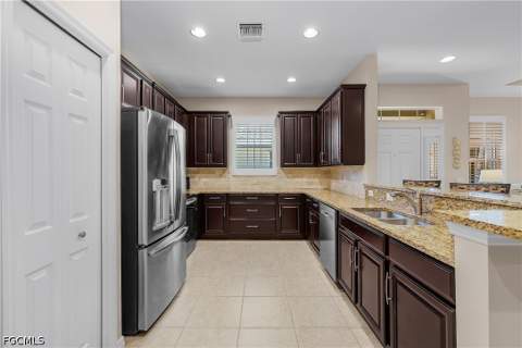 9901 Palmarrosa Way, Fort Myers FL - photo 11 of 43