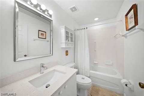 15390 Bellamar Cir 3214, Fort Myers FL - photo 11 of 17