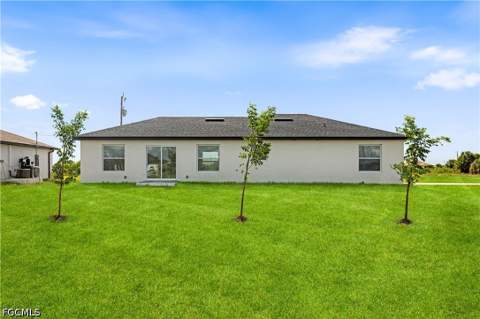 3817 NW 39th Ln, Cape Coral FL - photo 6 of 29