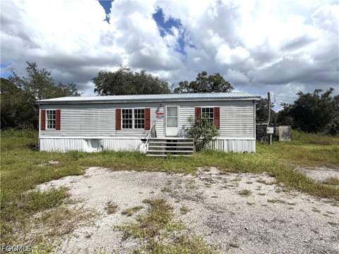 135 S Olivo St, Clewiston FL - photo 6 of 25