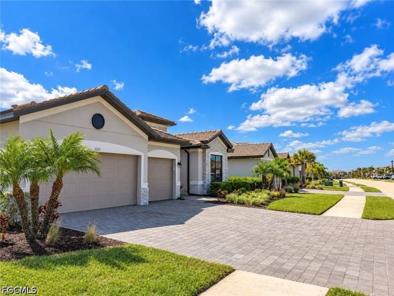 3 bedroom SingleFamilyResidence at 11131 Canopy Loop, Timber Creek, Fort Myers — photo 4