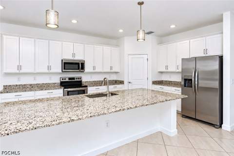 11131 Canopy Loop, Fort Myers FL - photo 9 of 57