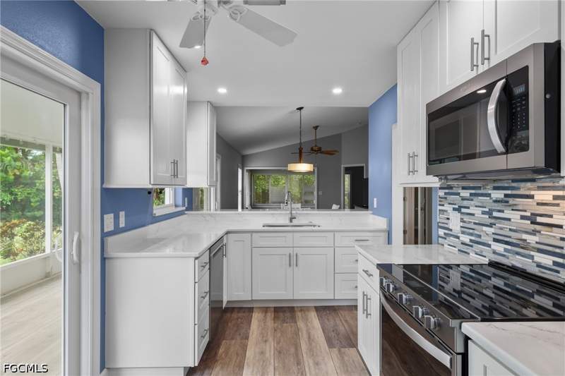 3 bedroom Detached at 14638 Sagamore Ct, Sagamore Court, Fort Myers — photo 5