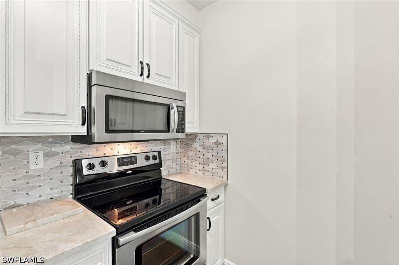2 bedroom Condominium at 23151 Fashion Dr 305, The Residences At Coconut Point, Estero — photo 4