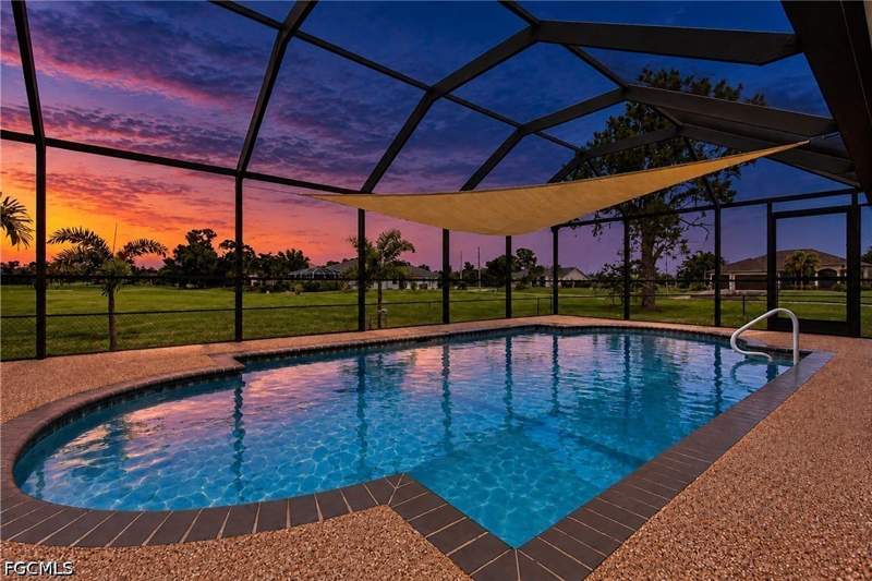 3 bedroom SingleFamilyResidence at 2607 NW 15th St, Cape Coral, Cape Coral — photo 2