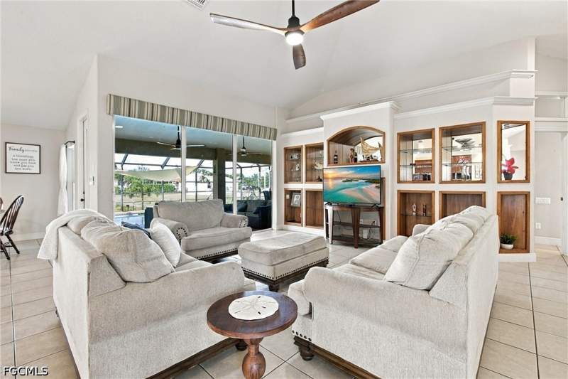3 bedroom SingleFamilyResidence at 2607 NW 15th St, Cape Coral, Cape Coral — photo 3