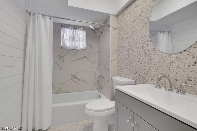 2 bedroom Condominium at 180 Cypress Way E C218, Palm Crest Villas, Naples — photo 5