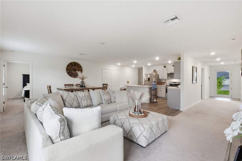 4 bedroom SingleFamilyResidence at 1724 NW 11th Pl, Cape Coral, Cape Coral — photo 5