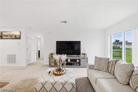 1724 NW 11th Pl, Cape Coral FL - photo 6 of 32