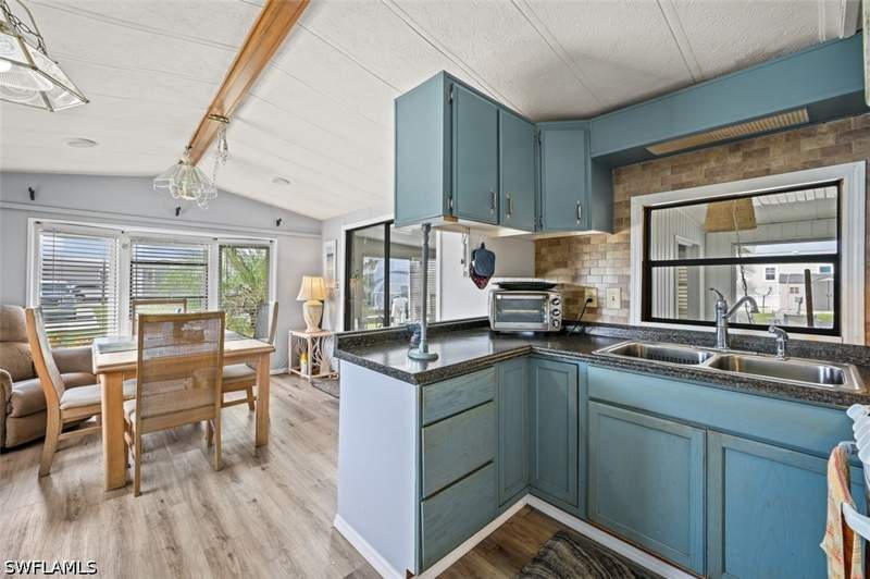 1 bedroom ManufacturedHome at 11641 Cardiff Dr, Holiday Condo Inc, Fort Myers — photo 4