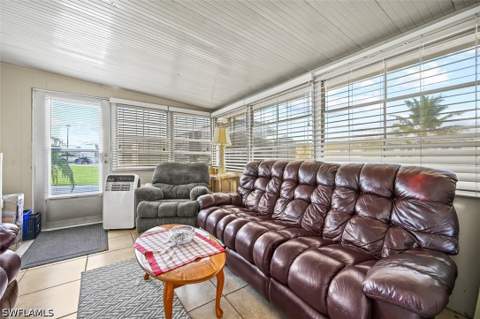11641 Cardiff Dr, Fort Myers FL - photo 8 of 24
