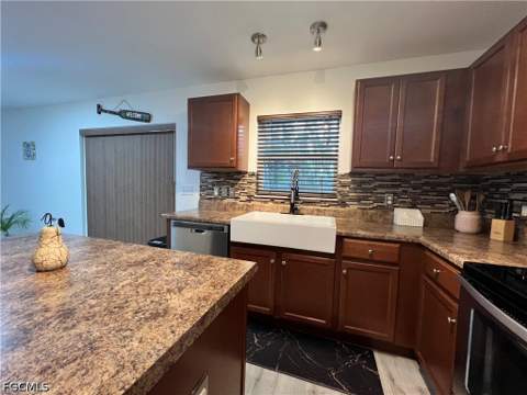 2208 SW 32nd St, Cape Coral FL - photo 11 of 49