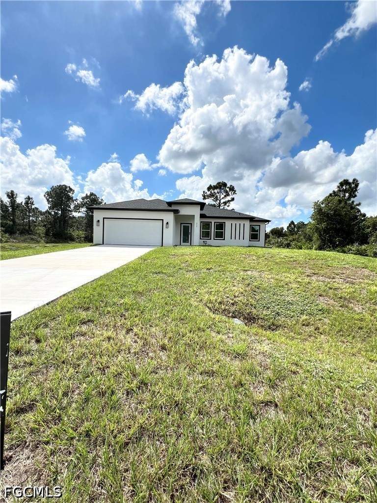 4 bedroom SingleFamilyResidence at 422 Eisenhower Blvd, Lehigh Acres, Lehigh Acres — photo 4