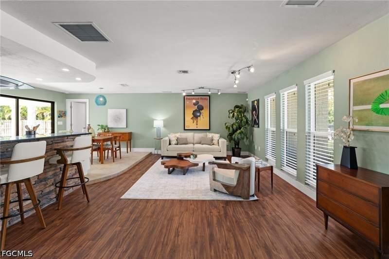 3 bedroom SingleFamilyResidence at 1312 Jambalana Ln, Fort Myers, Fort Myers — photo 5