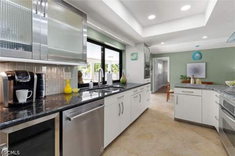1312 Jambalana Ln, Fort Myers FL - photo 9 of 27