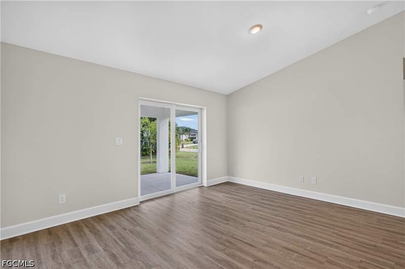 3 bedroom SingleFamilyResidence at 509 NE 24th Ter, Cape Coral, Cape Coral — photo 5
