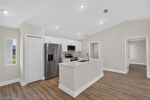 509 NE 24th Ter, Cape Coral FL - photo 9 of 17
