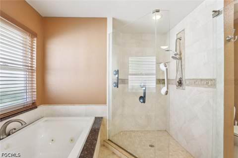 5118 Harrogate Ct, Naples FL - photo 18 of 28