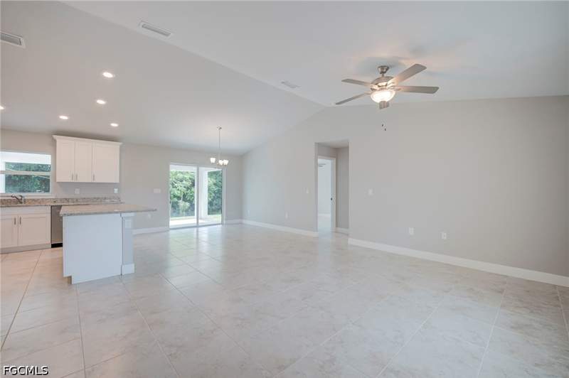 3 bedroom SingleFamilyResidence at 4001 21st St SW, Lehigh Acres, Lehigh Acres — photo 2