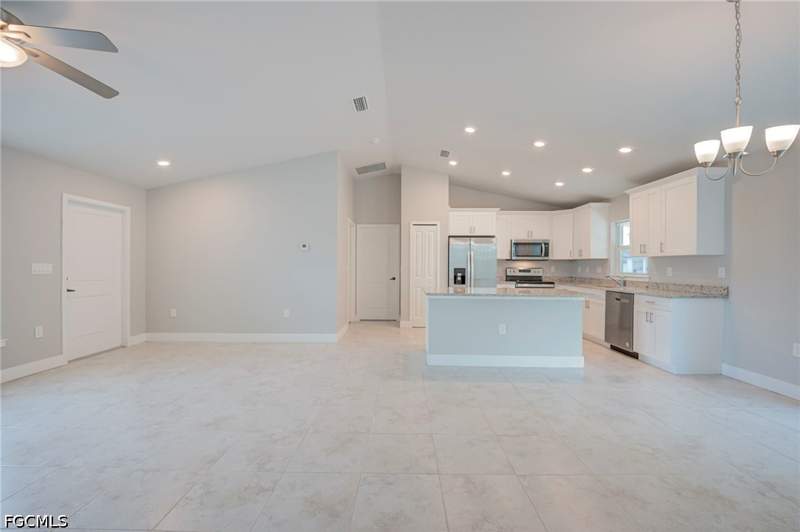 3 bedroom SingleFamilyResidence at 4001 21st St SW, Lehigh Acres, Lehigh Acres — photo 4