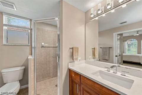10025 Heather Ln 704, Naples FL - photo 14 of 27