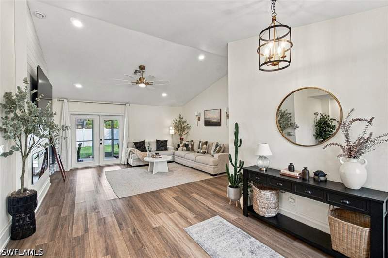 4 bedroom SingleFamilyResidence at 10208 Shade Tree Ct, Sandy Hollow, Bonita Springs — photo 4