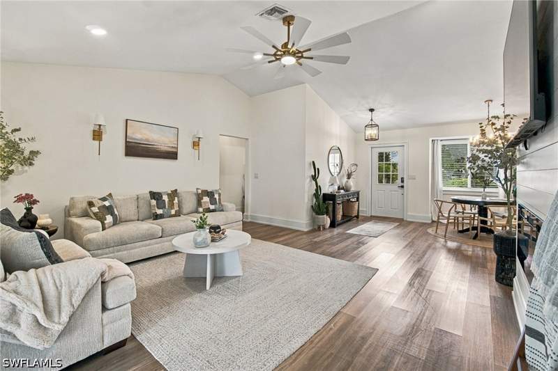 4 bedroom SingleFamilyResidence at 10208 Shade Tree Ct, Sandy Hollow, Bonita Springs — photo 5