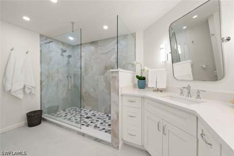 6216 Bellerive Ave 1702, Naples FL - photo 16 of 35