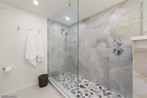 6216 Bellerive Ave 1702, Naples FL - photo 17 of 35