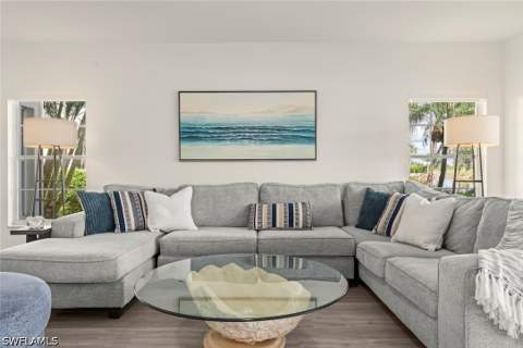6216 Bellerive Ave 1702, Naples FL - photo 6 of 35