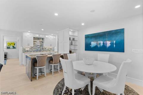 2171 Gulf Shore Blvd N 603, Naples FL - photo 11 of 39